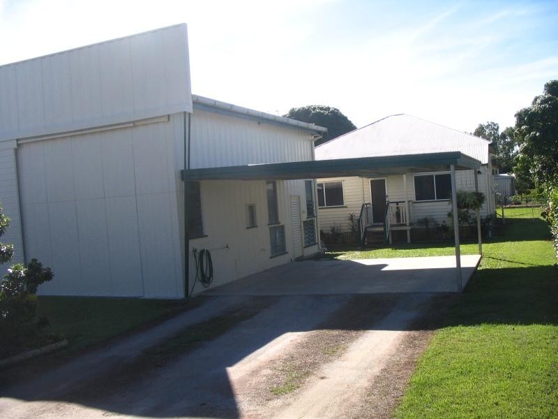12 Field Street, Bowen QLD 4805