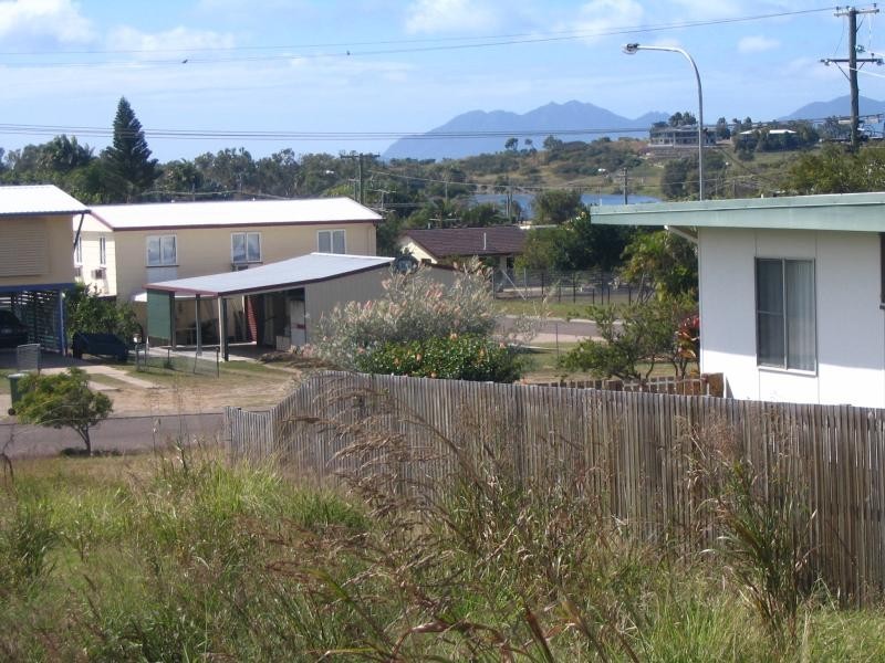 105 Gregory Street, Bowen QLD 4805