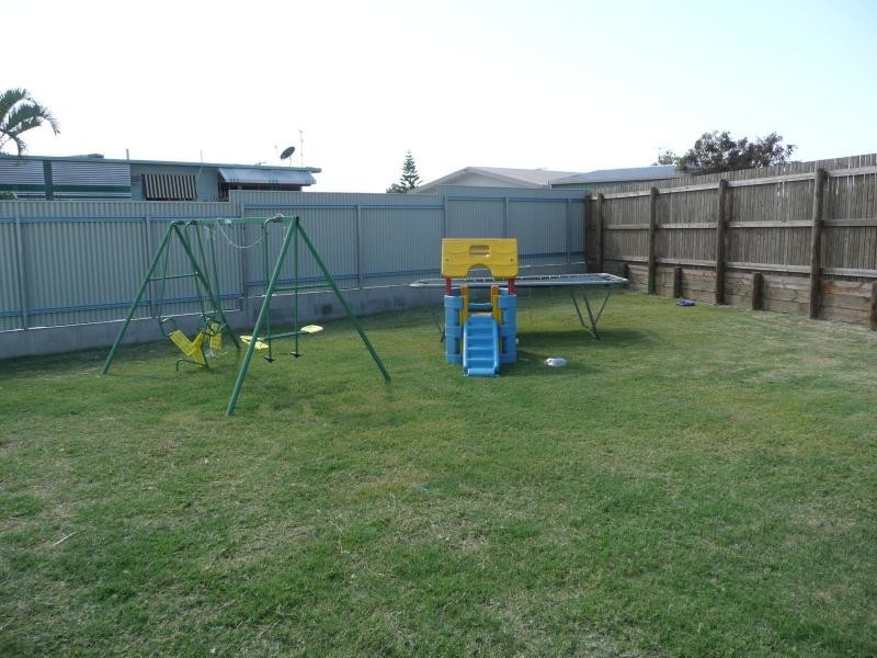 4 Allan Place, Bowen QLD 4805