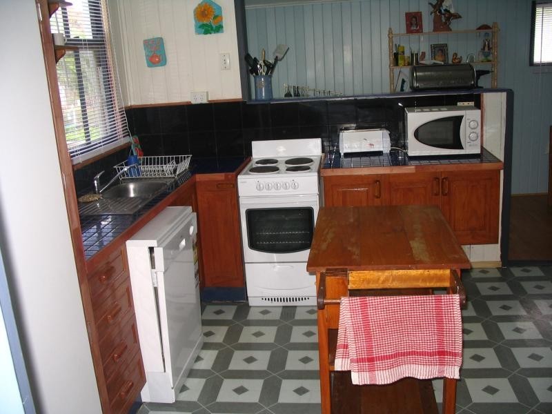 11 Don Street, Bowen QLD 4805