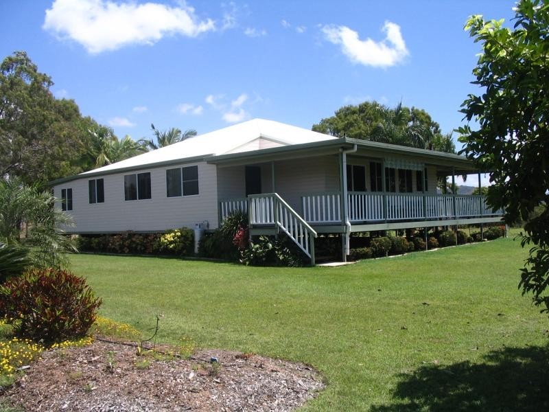 18059 Bruce Highway, Bowen QLD 4805