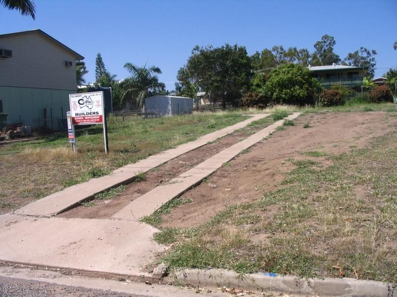 43 Walker Street, Collinsville QLD 4804