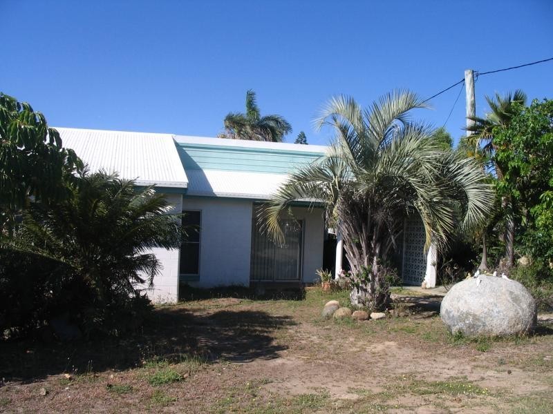 24 Casuarina Street, Bowen QLD 4805