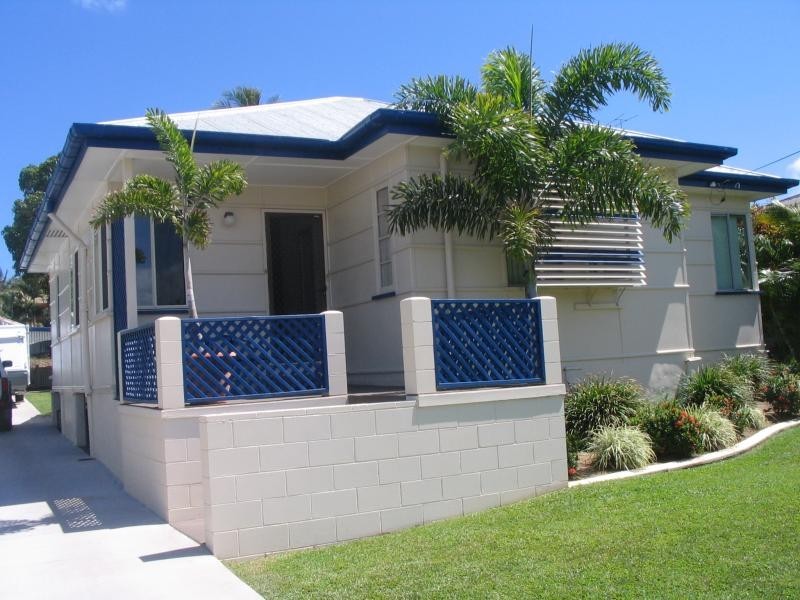 42 Livingstone Street, Bowen QLD 4805