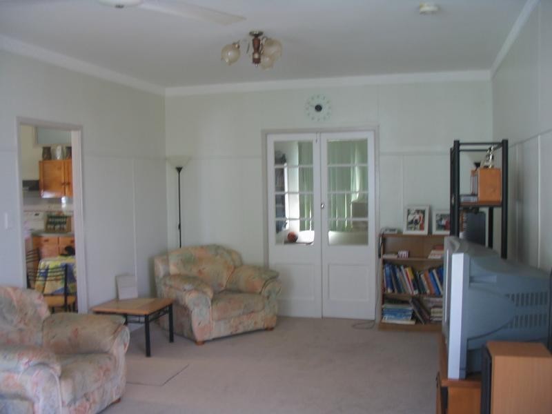 42 Livingstone Street, Bowen QLD 4805