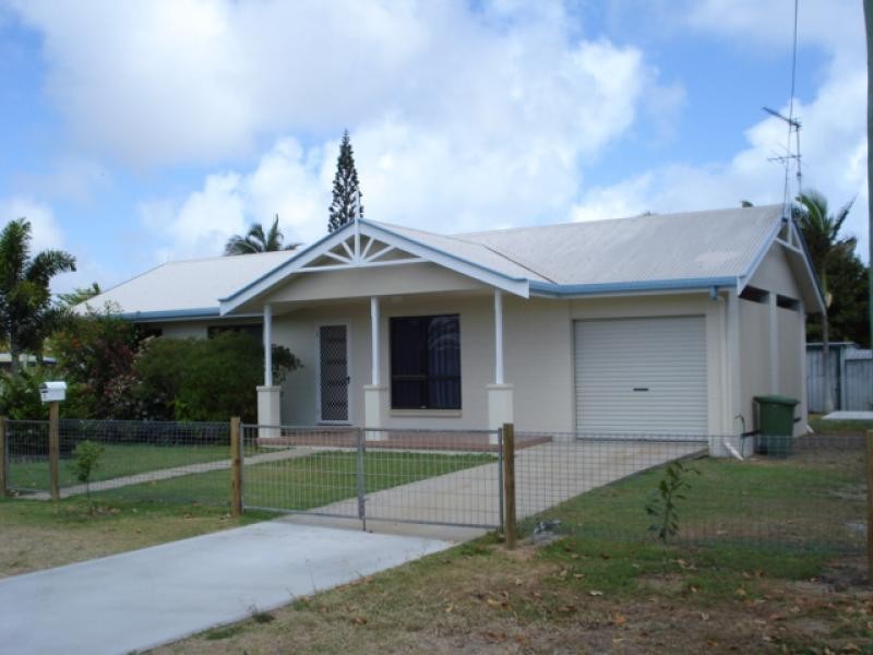 5 Scott Avenue, Bowen QLD 4805