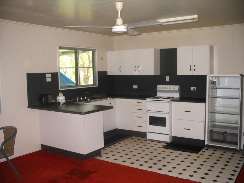 18289 Bruce Highway, Bowen QLD 4805