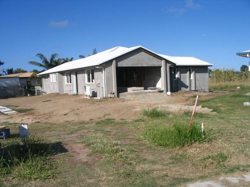 21 Hillview Place, Bowen QLD 4805