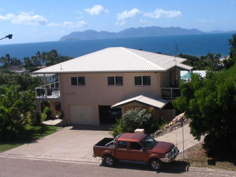 27 Rose Bay Road, Bowen QLD 4805