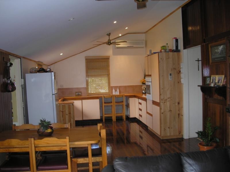 65 Poole Street, Bowen QLD 4805