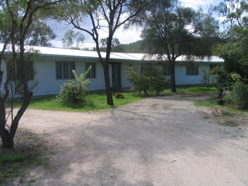 18289 Bruce Highway, Bowen QLD 4805