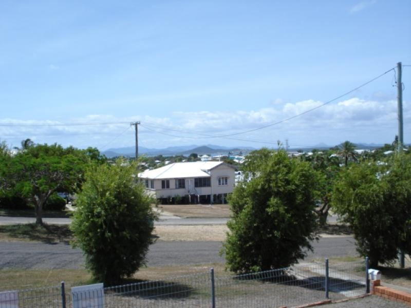 2 Kennedy Street, Bowen QLD 4805