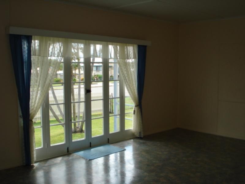 127 Herbert Street, Bowen QLD 4805