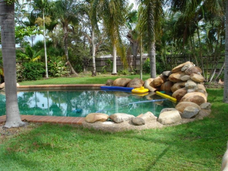 15 Eglinton Street, Bowen QLD 4805