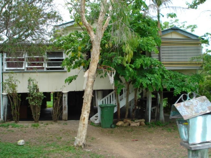 11 Kennedy Street, Bowen QLD 4805
