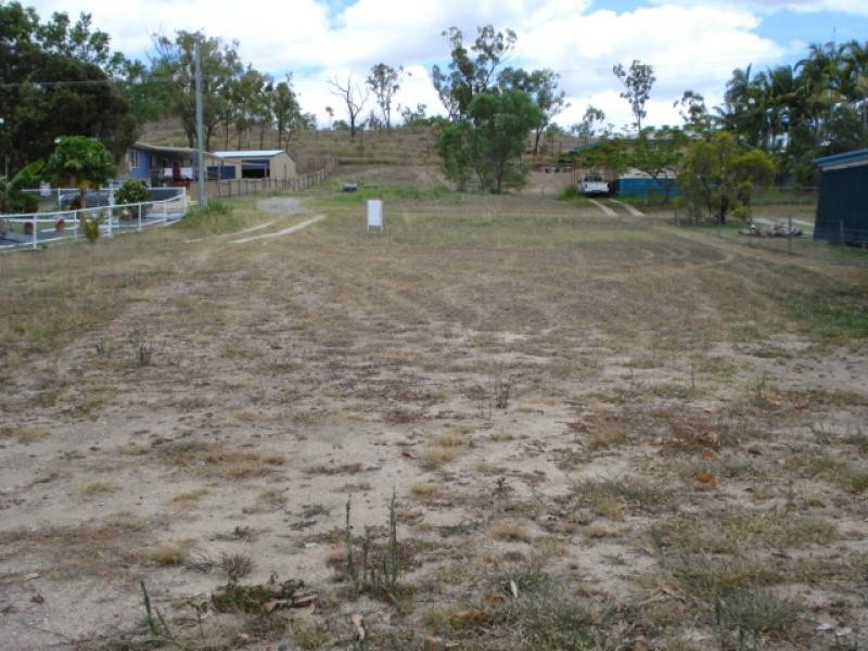17 Macarthur Street, Collinsville QLD 4804