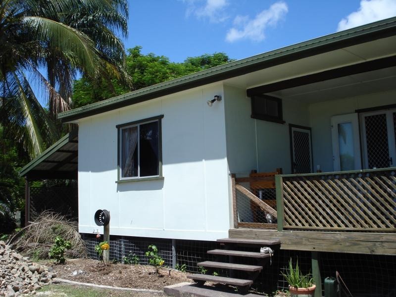 69 Queens Road, Bowen QLD 4805