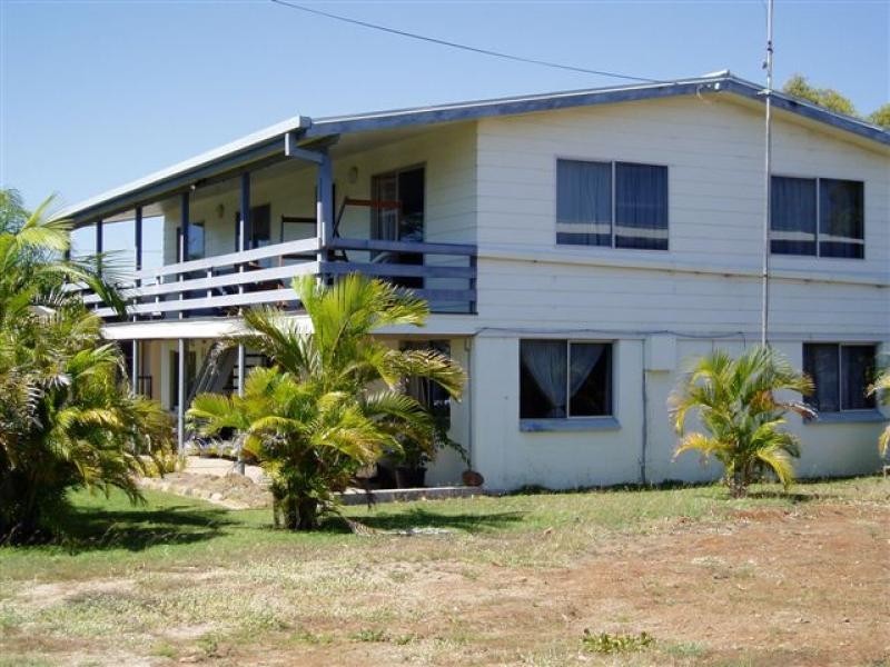 61 Whyte Avenue, Brisk Bay QLD 4805