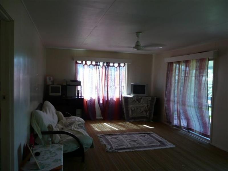 61 Whyte Avenue, Brisk Bay QLD 4805