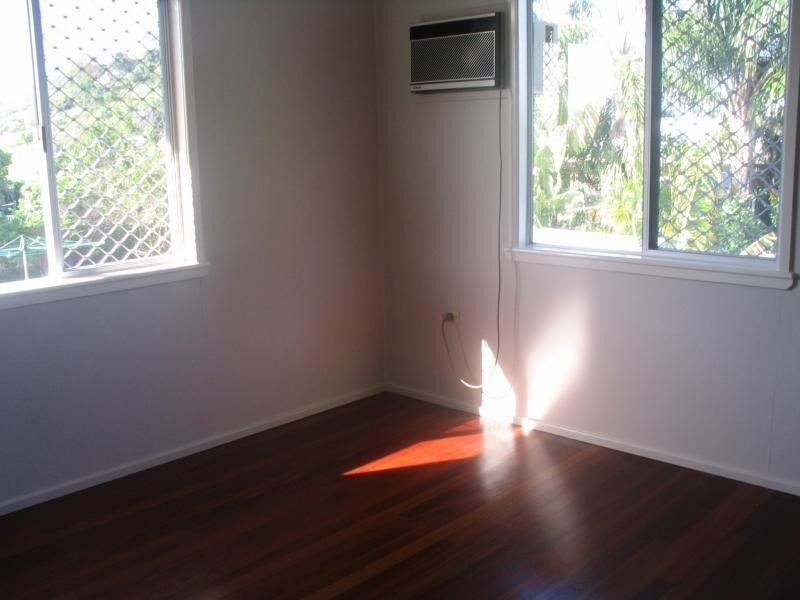 17 Marshall Street, Bowen QLD 4805