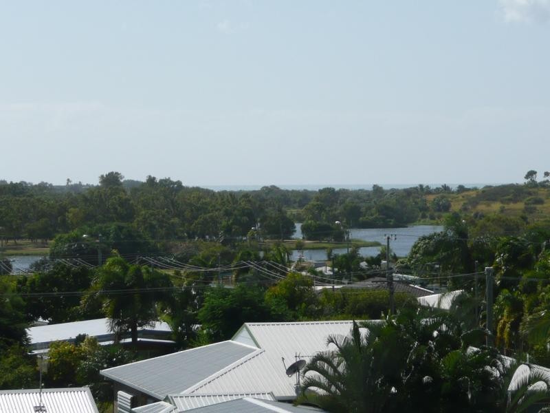 9 Allan Place, Bowen QLD 4805