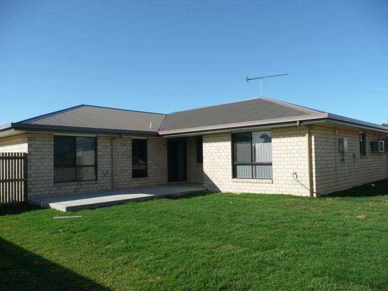 13 Lucinda Place, Bowen QLD 4805