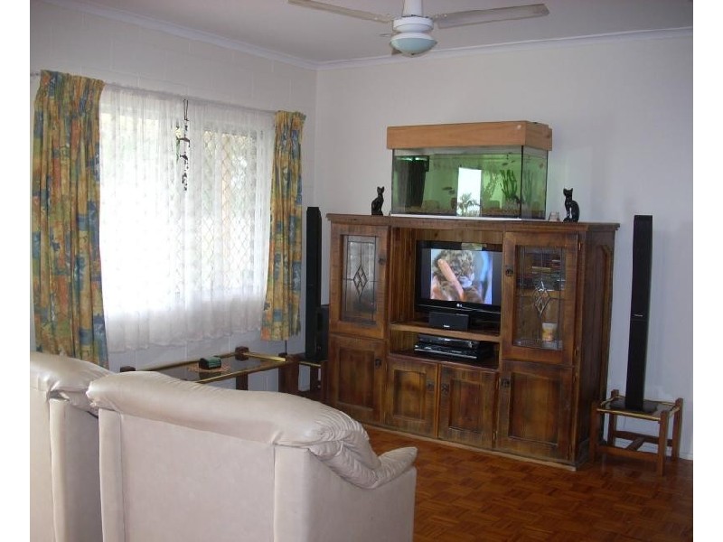 3 Hill Street, Bowen QLD 4805