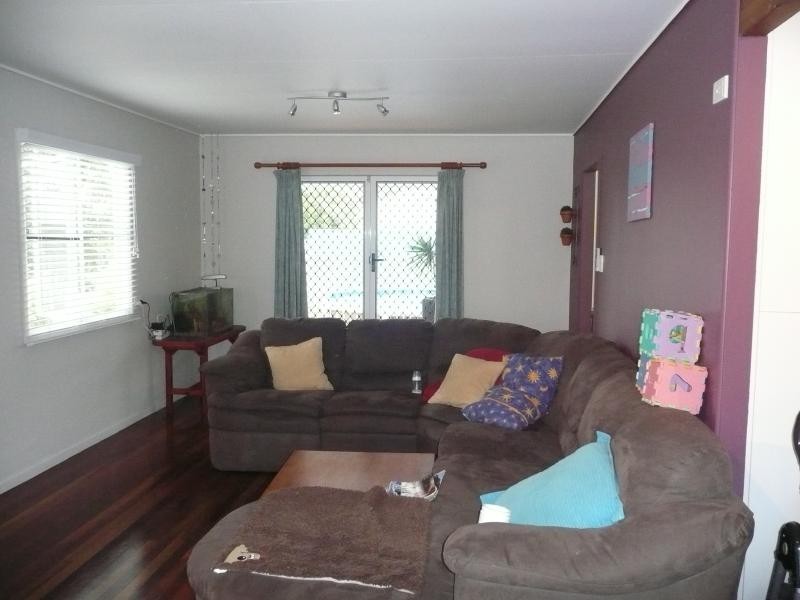 8 Jilletts Road, Bowen QLD 4805