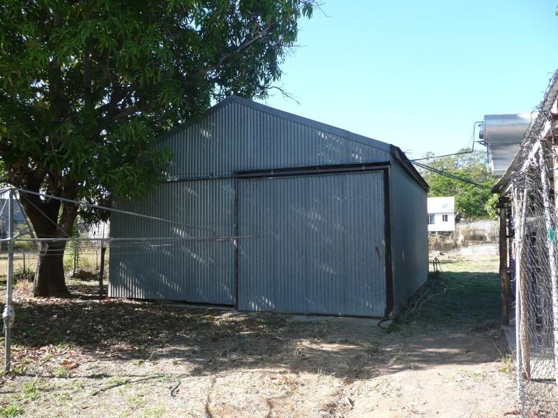 27 Seventh Avenue, Scottville QLD 4804