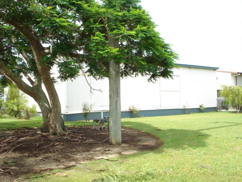 32 Flemington Road, Bowen QLD 4805