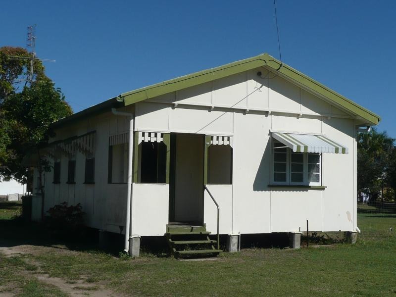 29 Field Street, Bowen QLD 4805