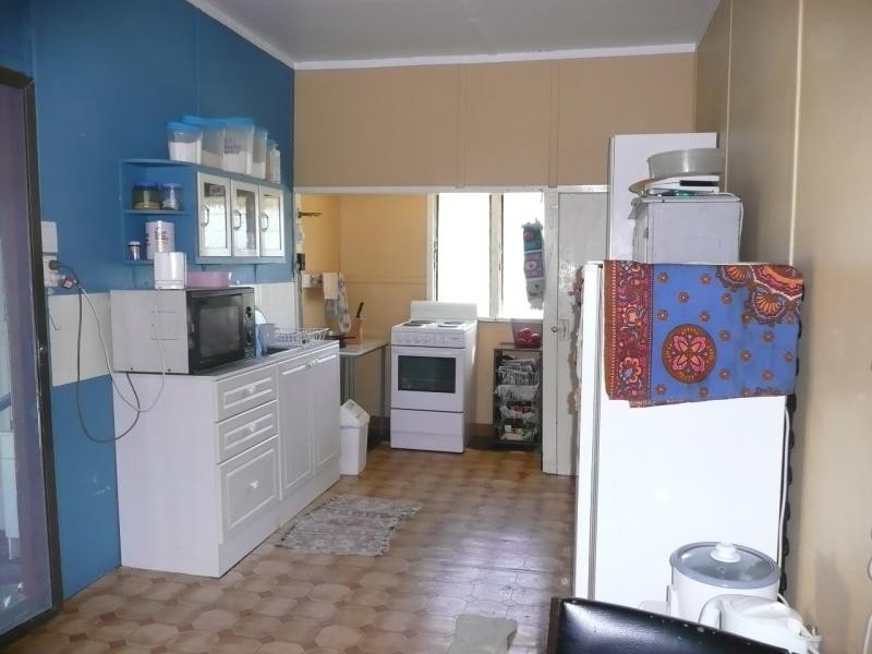 29 Field Street, Bowen QLD 4805