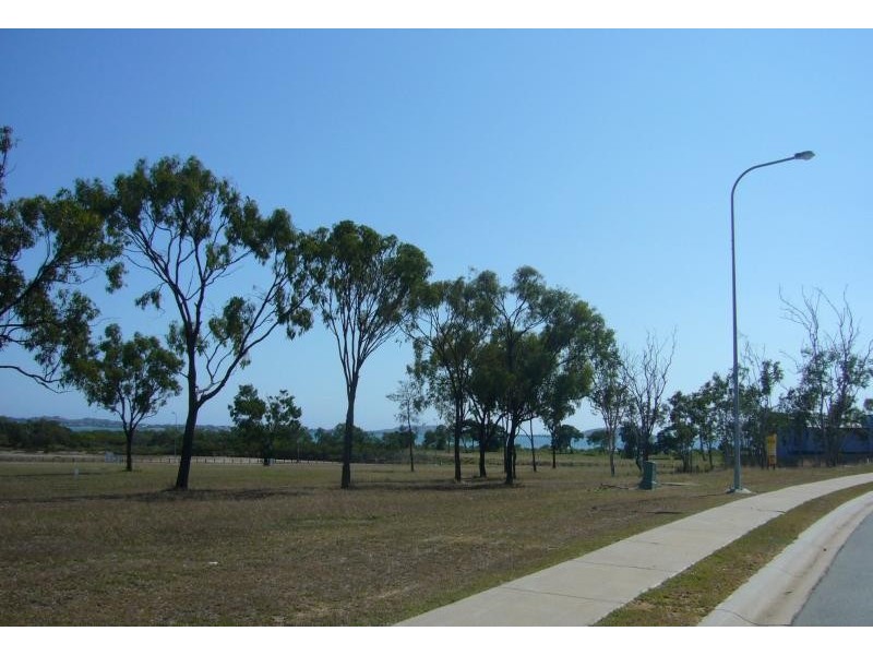 75 Ocean View Drive, Bowen QLD 4805