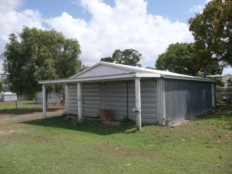37 Bergl Street, Bowen QLD 4805