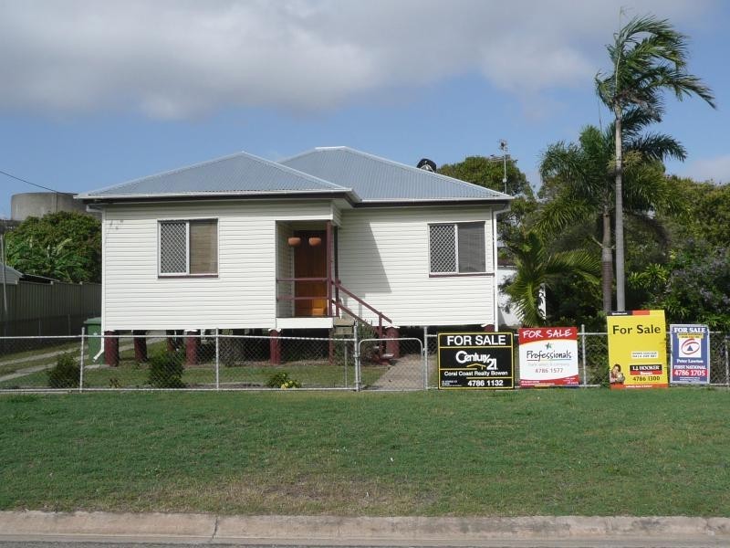 9 Darwen Street, Bowen QLD 4805