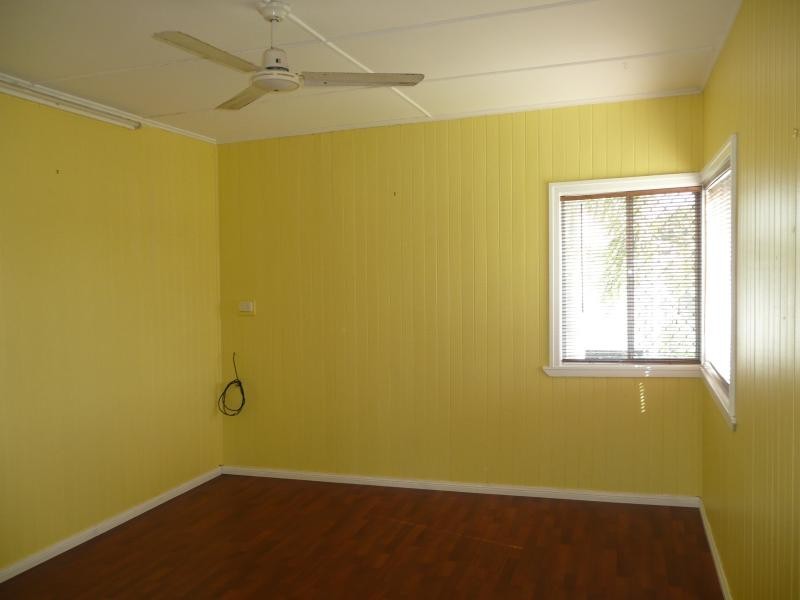 9 Darwen Street, Bowen QLD 4805