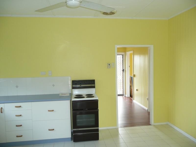 9 Darwen Street, Bowen QLD 4805