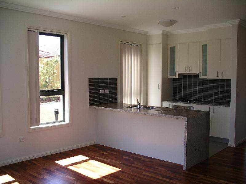 1 Checkley Court, Ermington NSW 2115