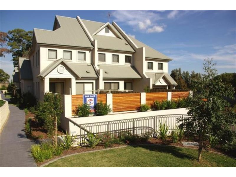 1 Checkley Court, Ermington NSW 2115