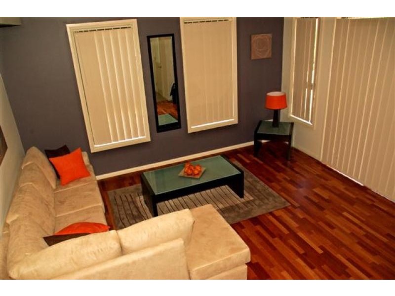 1 Checkley Court, Ermington NSW 2115