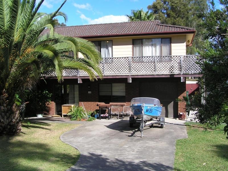 18 Orient Point Road, Culburra Beach NSW 2540
