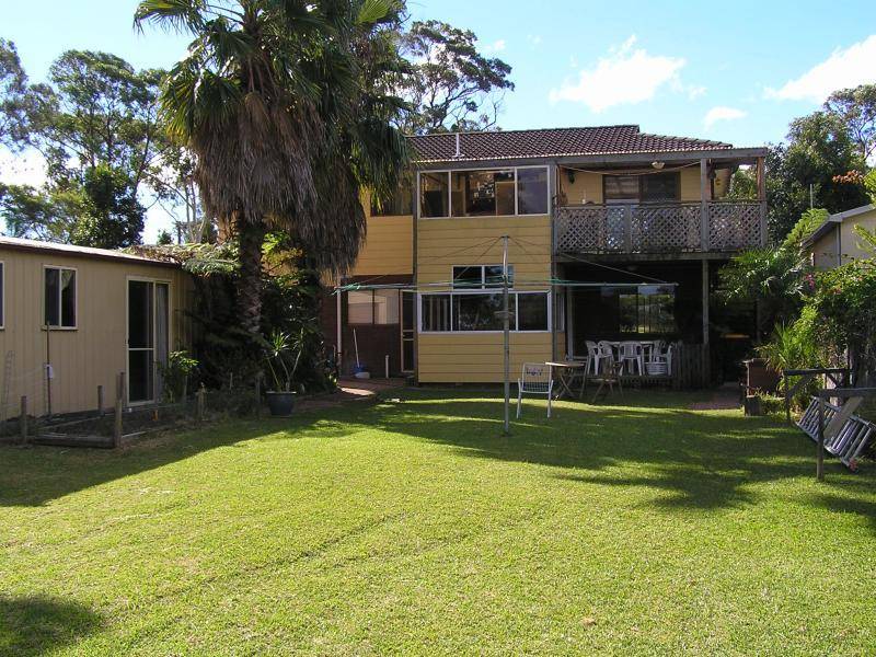 18 Orient Point Road, Culburra Beach NSW 2540