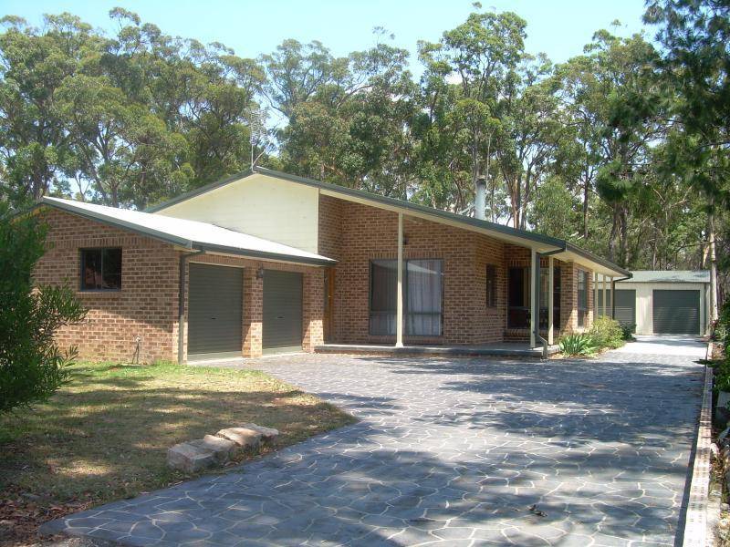 4 Woodhill Street, Callala Bay NSW 2540