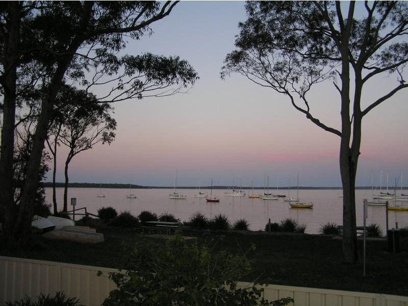 18 Boorawine Terrace, Callala Bay NSW 2540