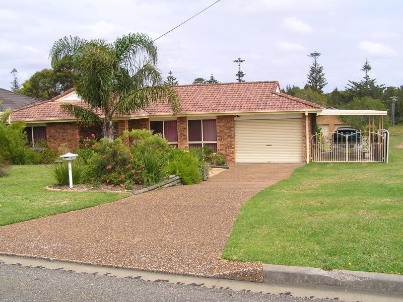 11 Silvermere Street, Culburra Beach NSW 2540