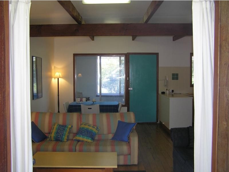 100 Watts Road, Callala Beach NSW 2540