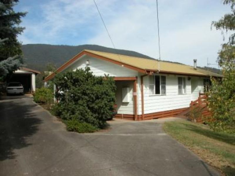 16 Rupert Road, East Warburton VIC 3799