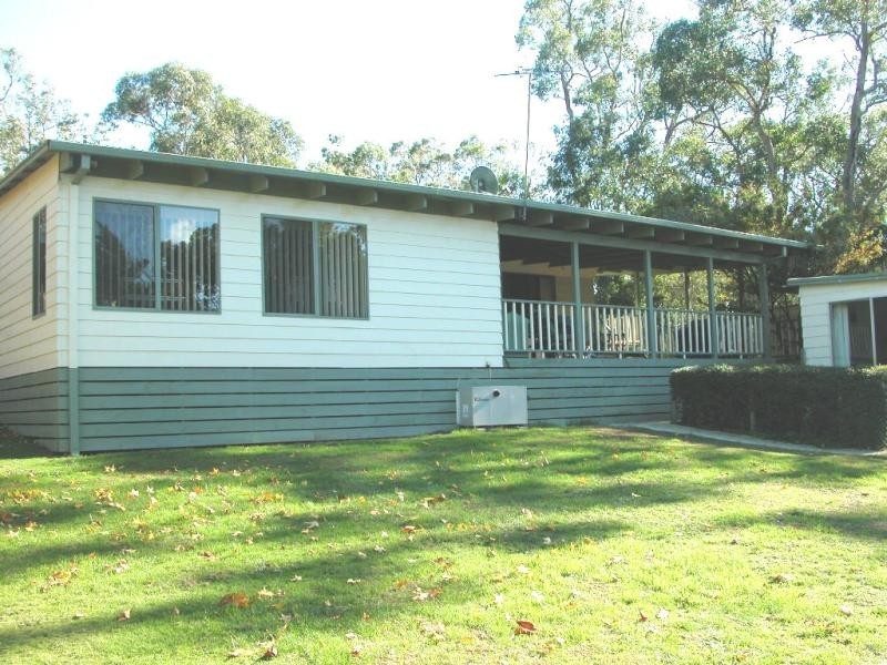 9 Braeside Drive, Launching Place VIC 3139