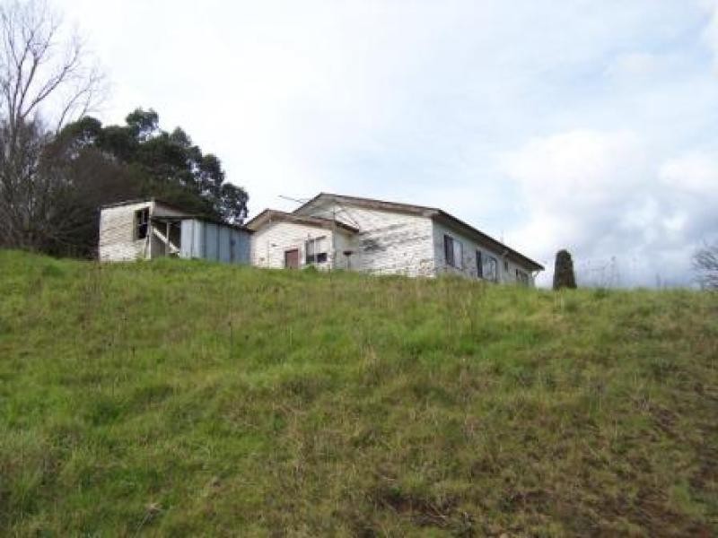 19 Upper Blackwood Avenue, Warburton VIC 3799