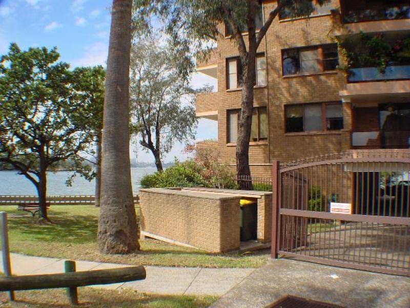 128 Lower St Georges Crescent, Drummoyne NSW 2047